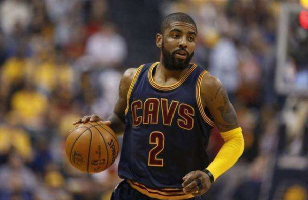 鲜明对比 鲜明对比