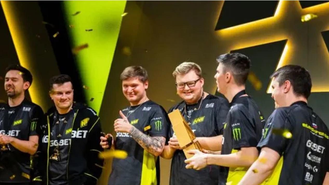 的专注和投 的专注和投